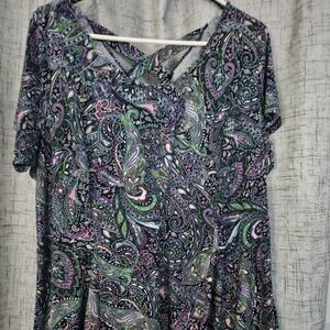 Roz & Ali Paisley V-Neck Short Sleeve Tunic in Navy, Green & Purple